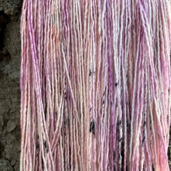 Handmade Weaving/ Wall hanging - Picture 4 of 11